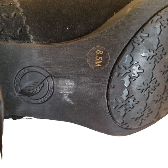 Nurture booties size 8.5US black suede Leather - Picture 10 of 11